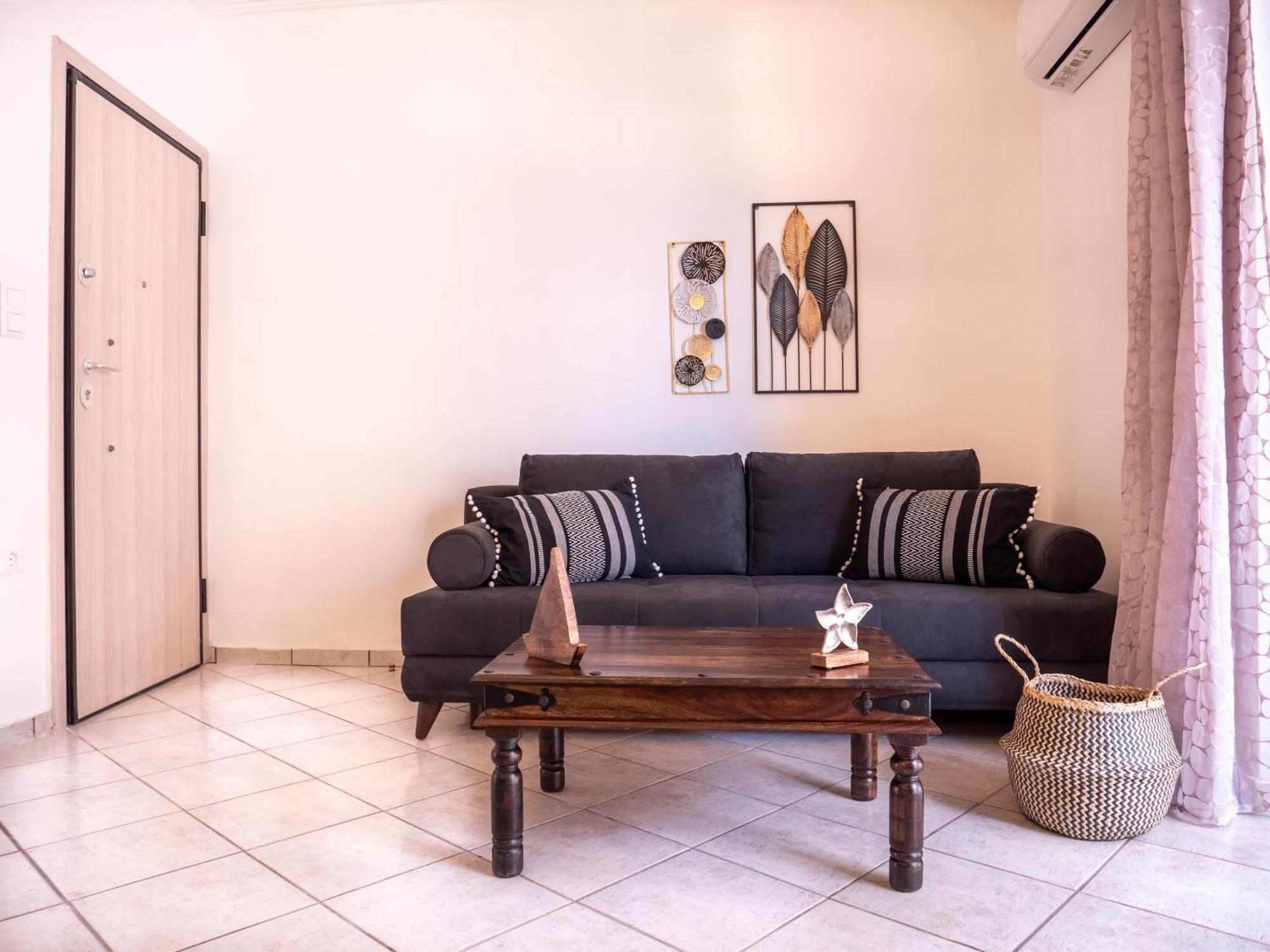 Athina'S Home Пирей Экстерьер фото