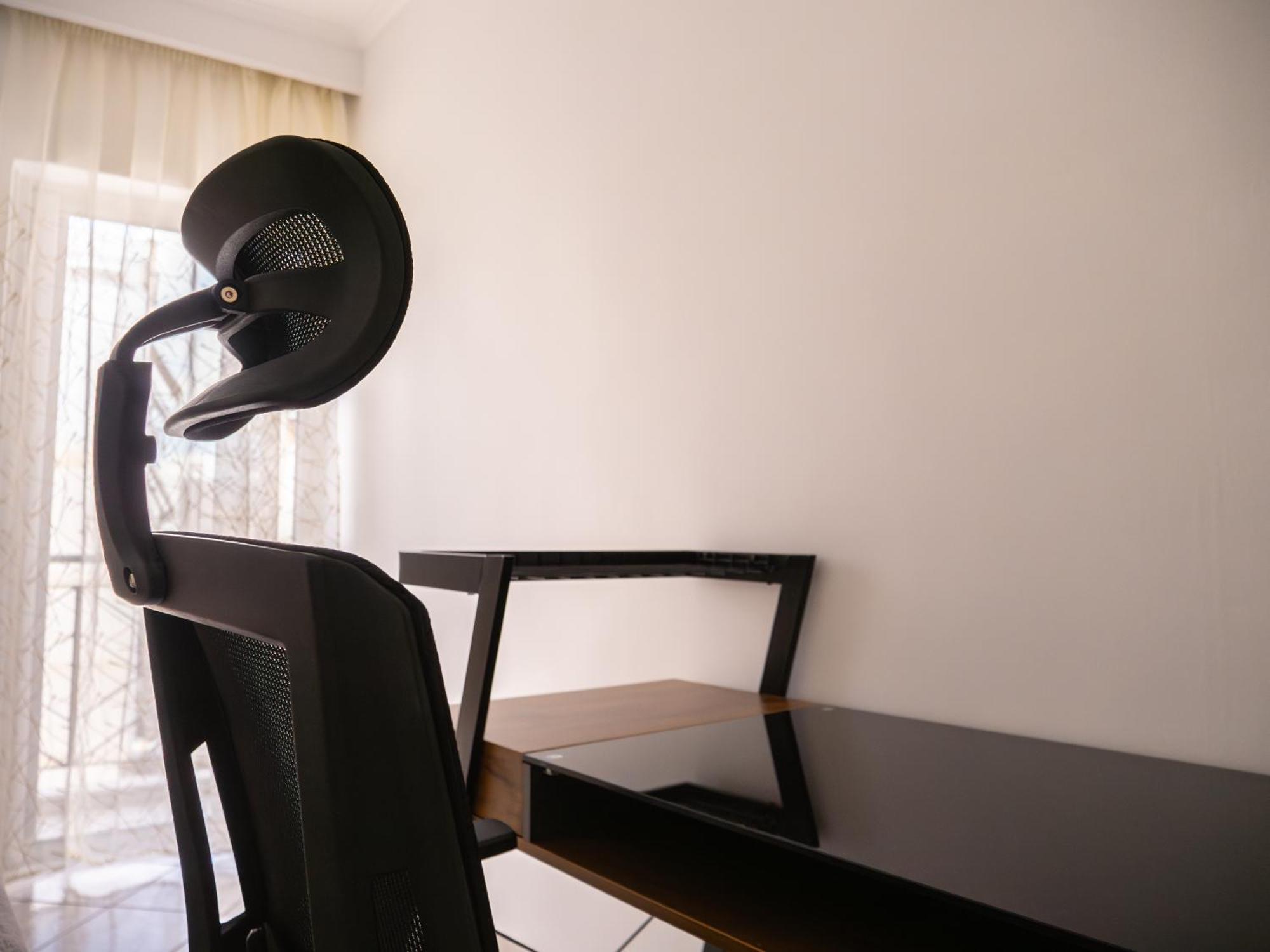 Athina'S Home Пирей Экстерьер фото
