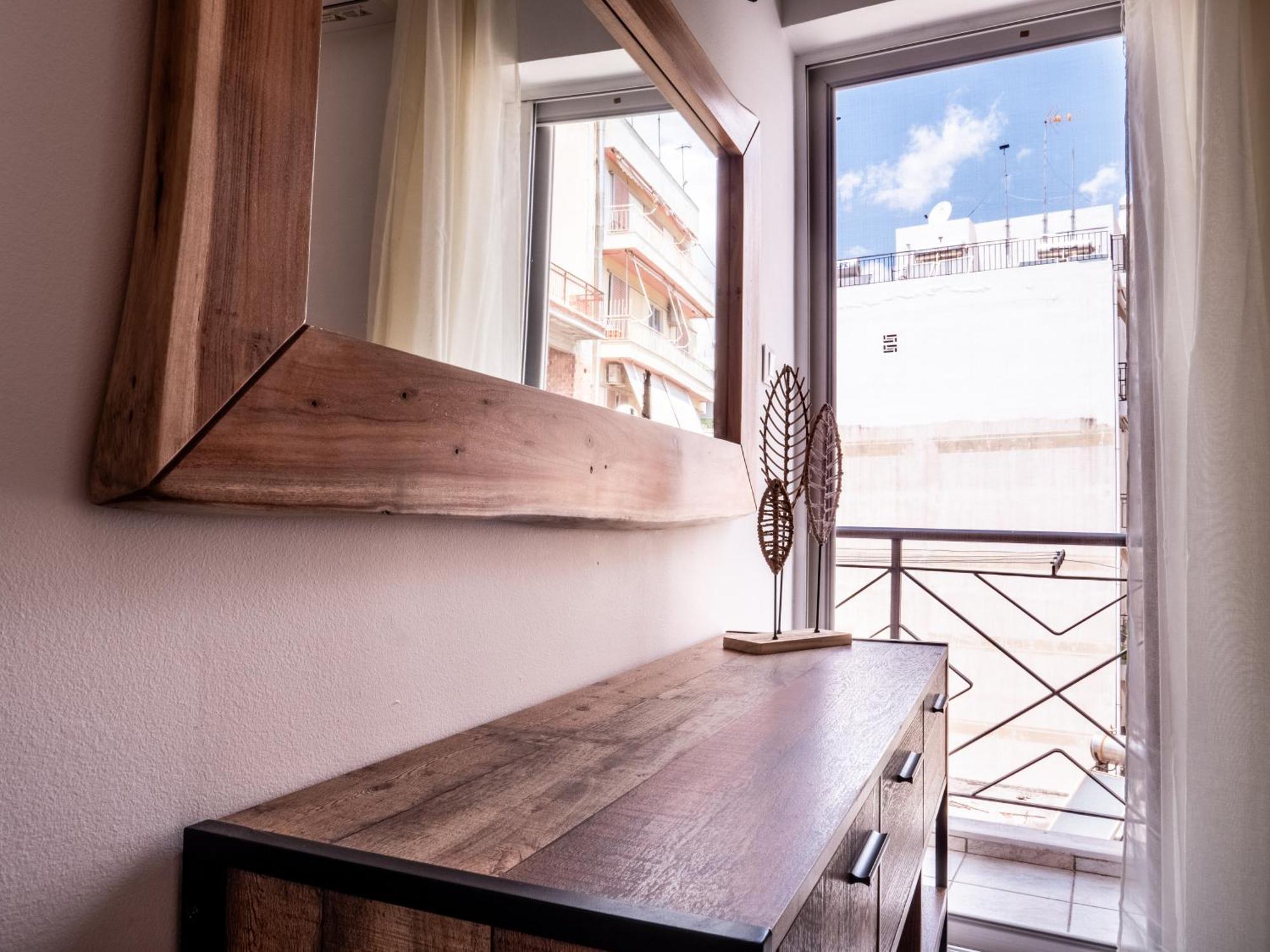 Athina'S Home Пирей Экстерьер фото